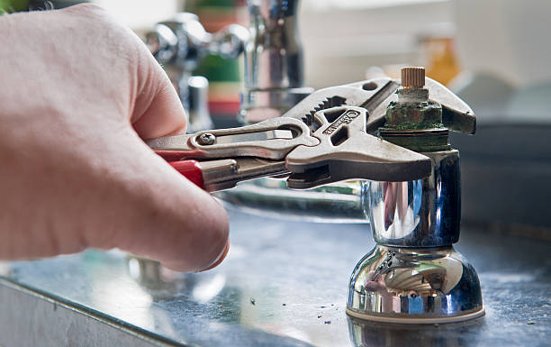 Best Water damage restoration company  in Mastic, NY